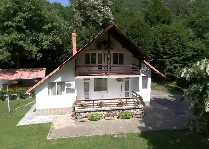 бяла река Chaletu